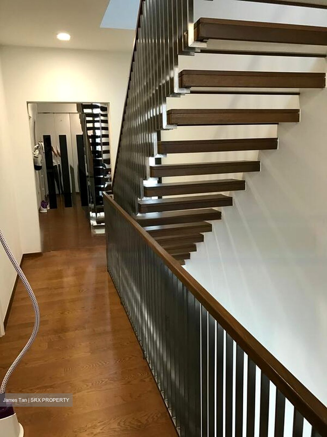 Kovan Regency (D19), Terrace #444767681